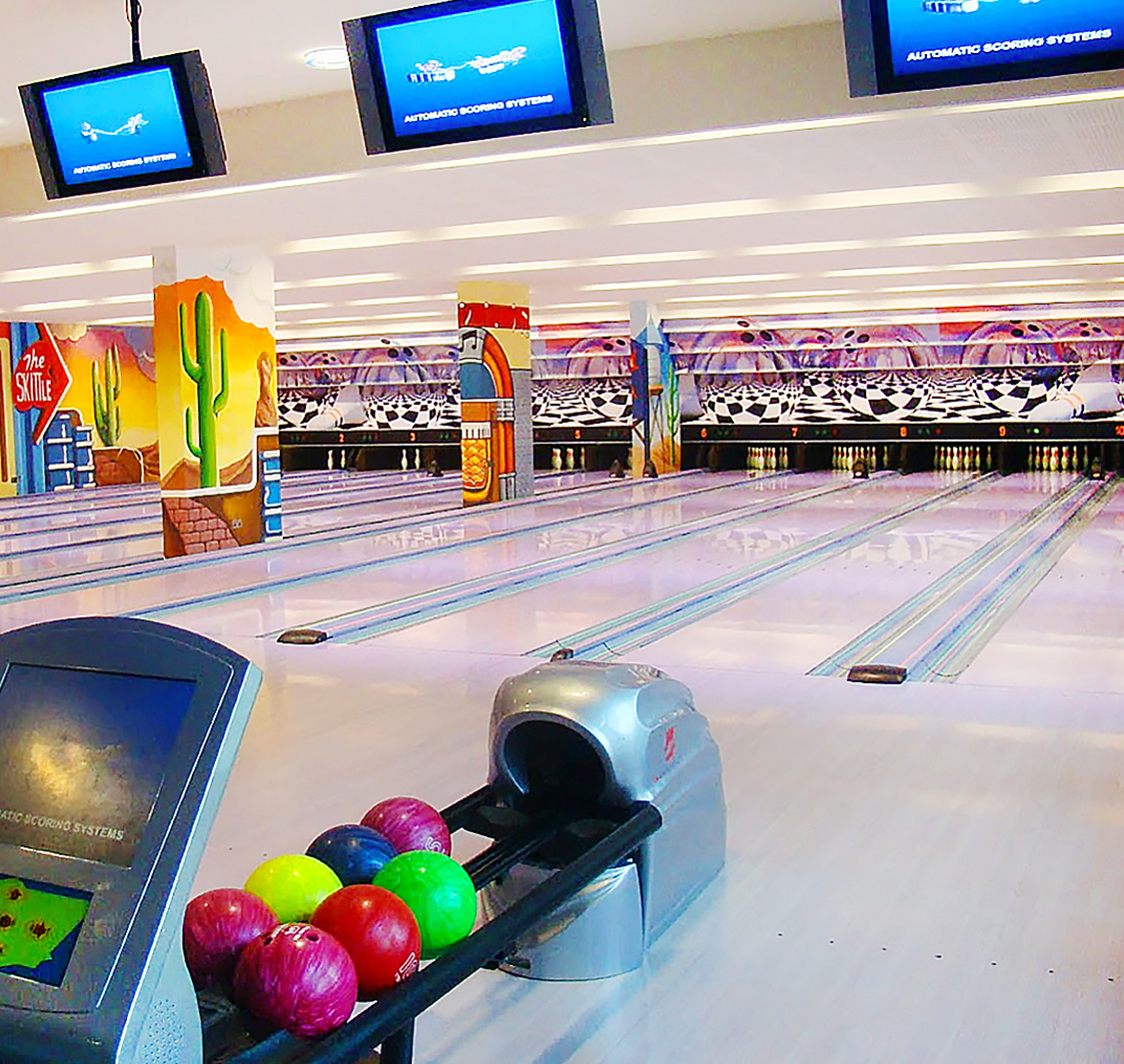 Adhari Park - Bowling