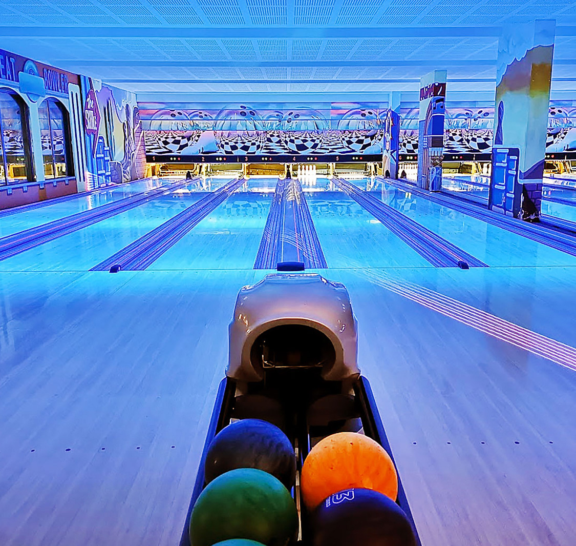 Adhari Park - Bowling