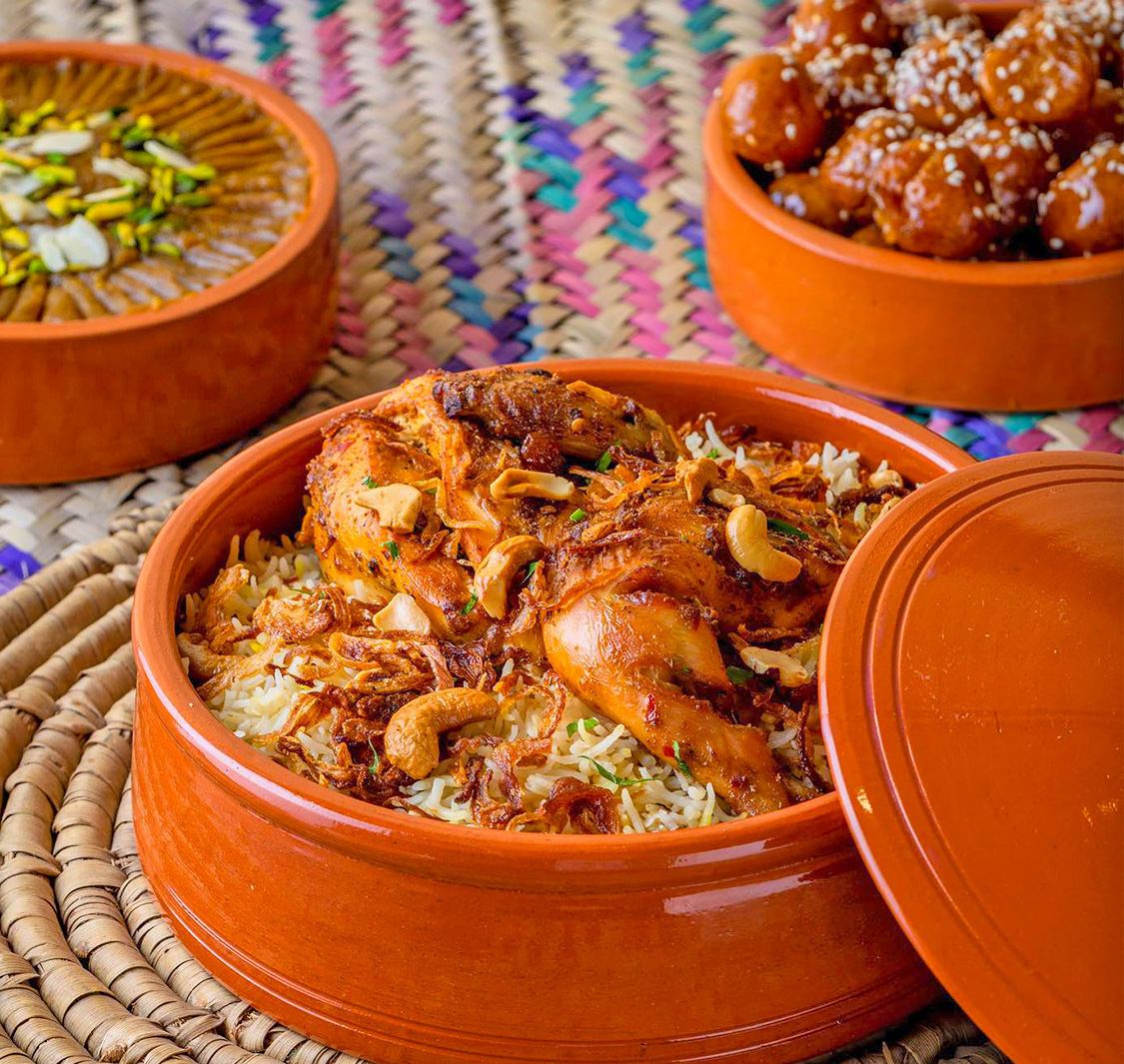 Al Mandoos Restaurant