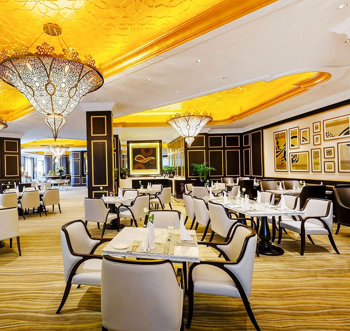 Al Thouraya Restaurant - Ezdan Palace Hotel