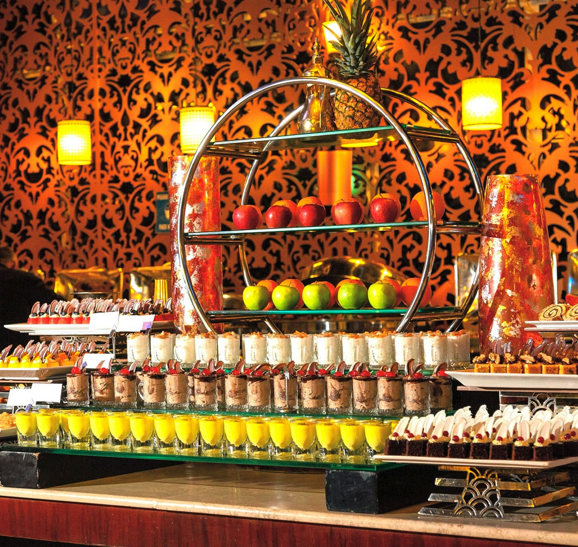 Al Thouraya Restaurant - Ezdan Hotel West Bay Towers