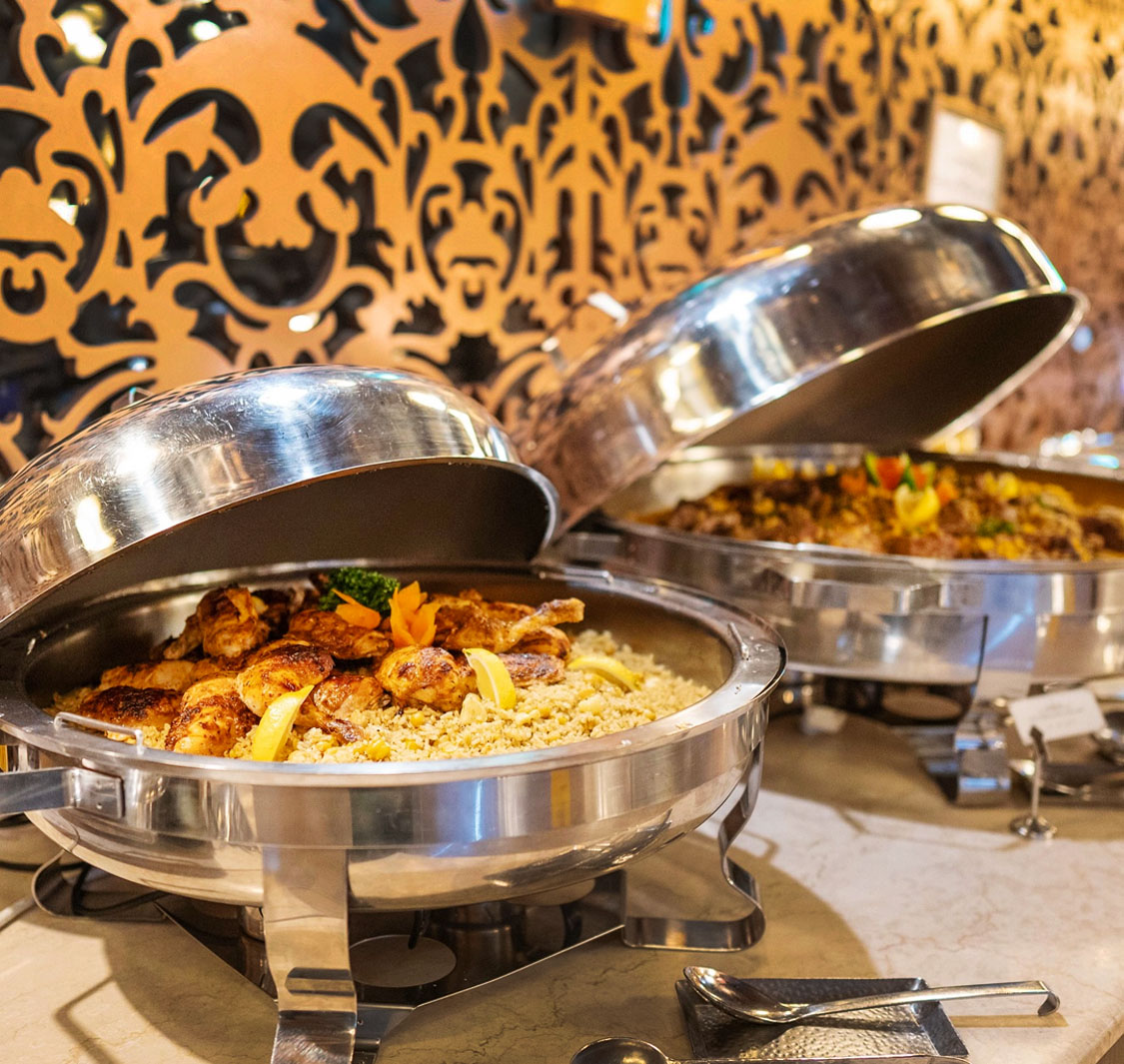 Al Thouraya Restaurant - Ezdan Hotel West Bay Towers