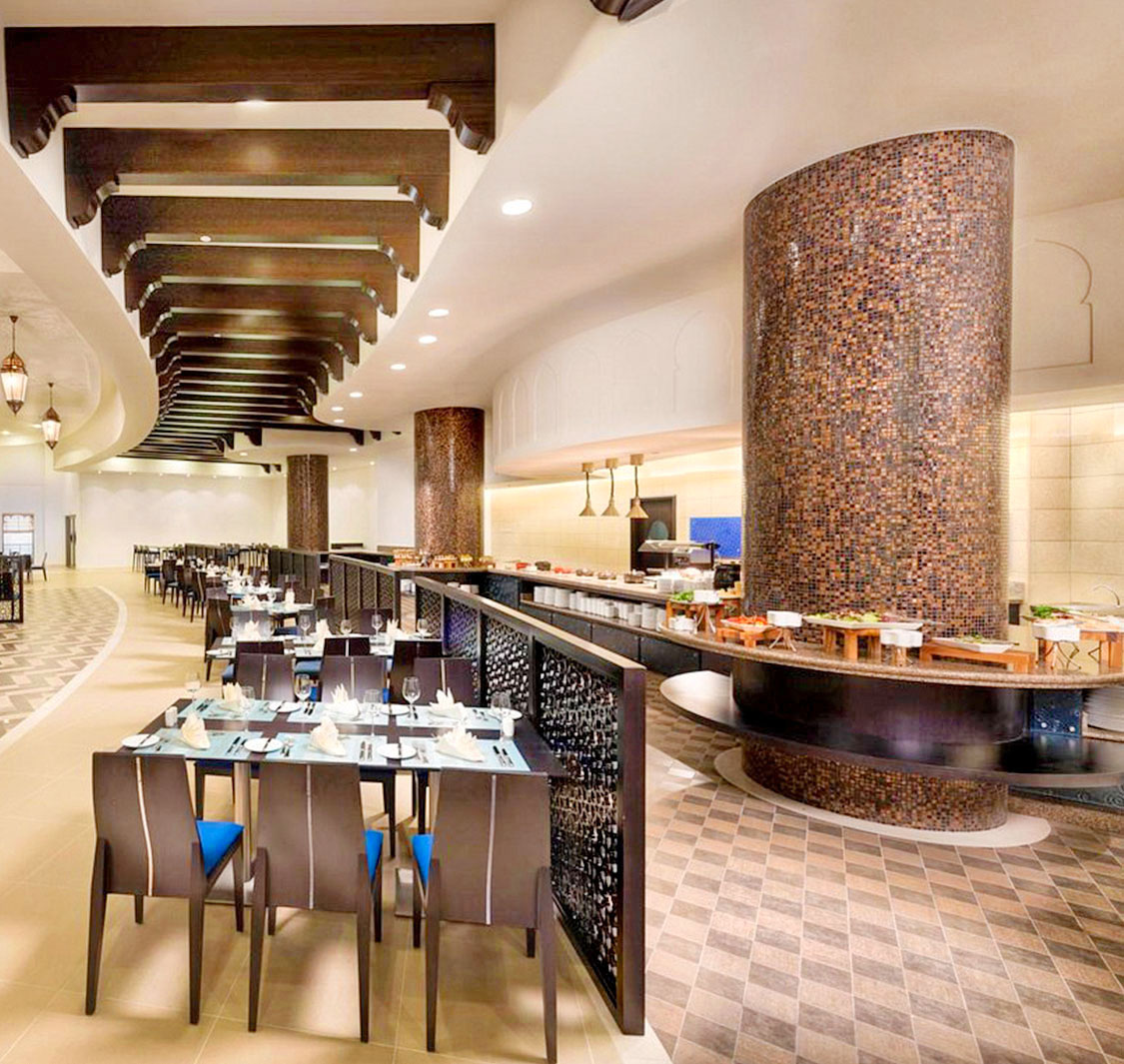 Arabesque - Bahi Ajman Palace Hotel