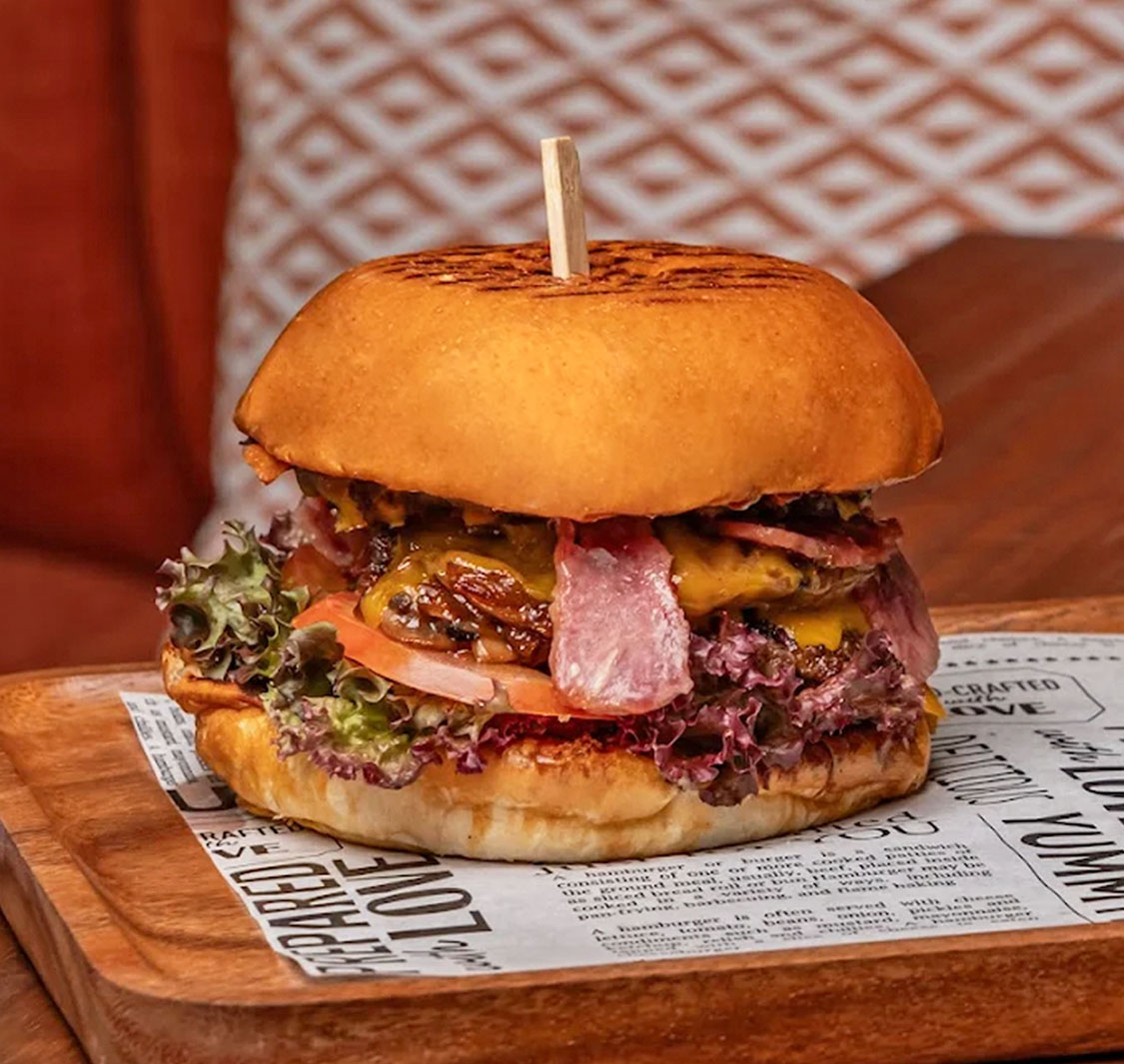 Arcade Eatery & Bar by Aloft