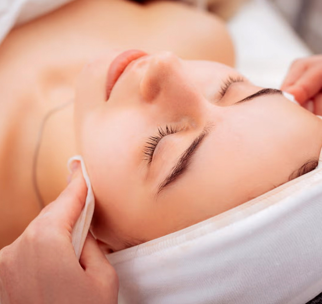 Aurelia Ladies Salon