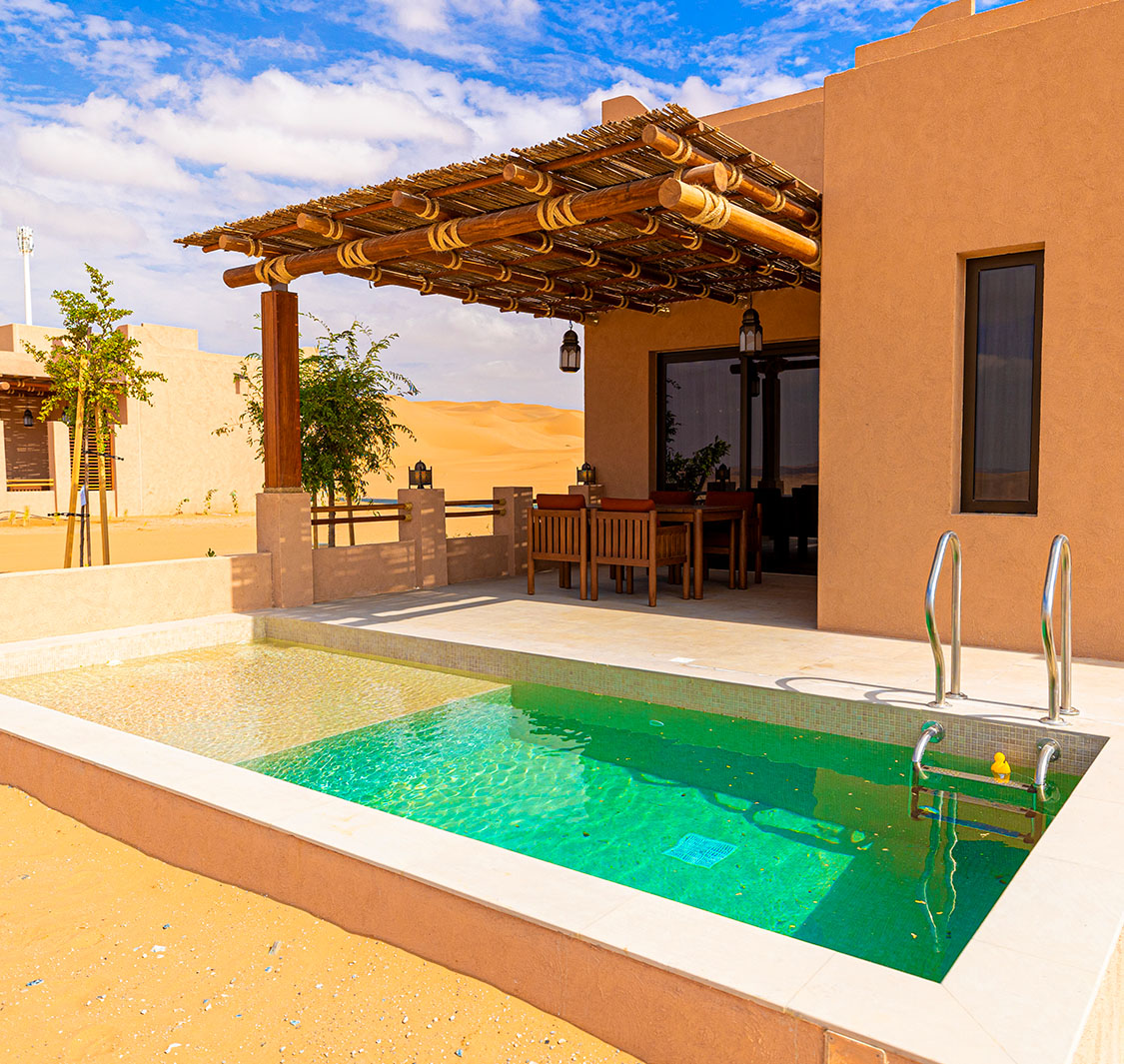 Bab Al Nojoum Bateen Liwa