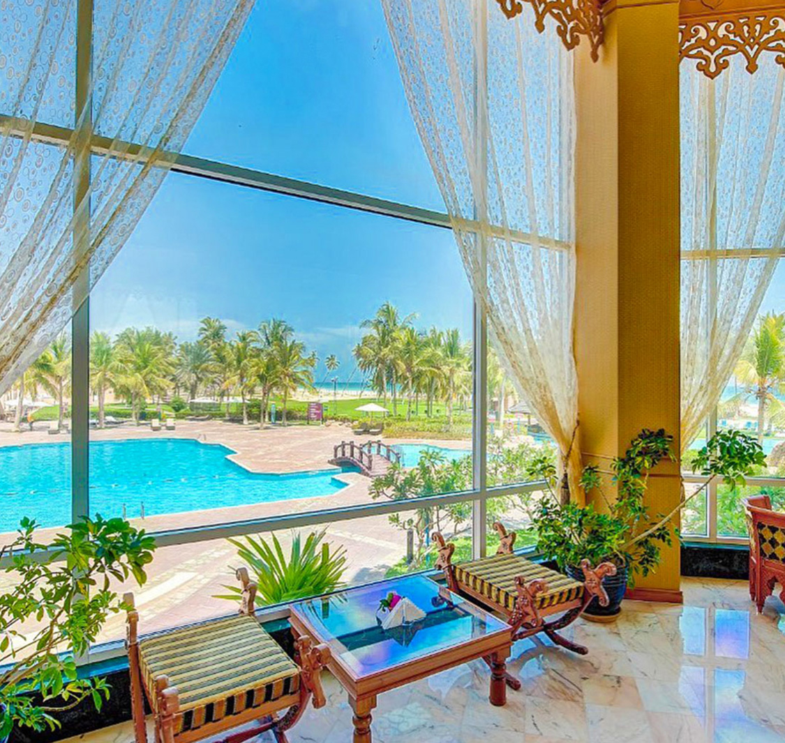 بيردس لاونج