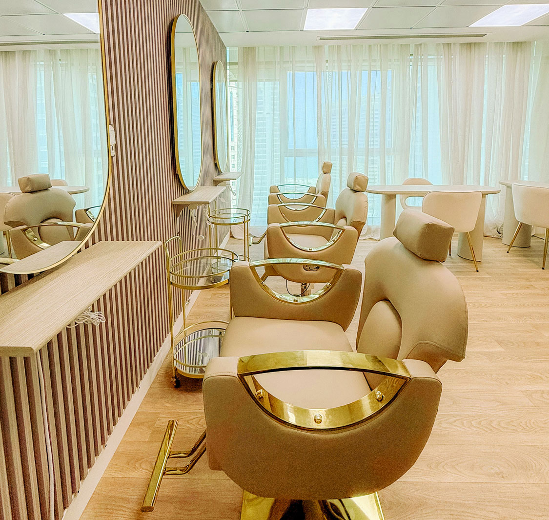 Blinq Salon
