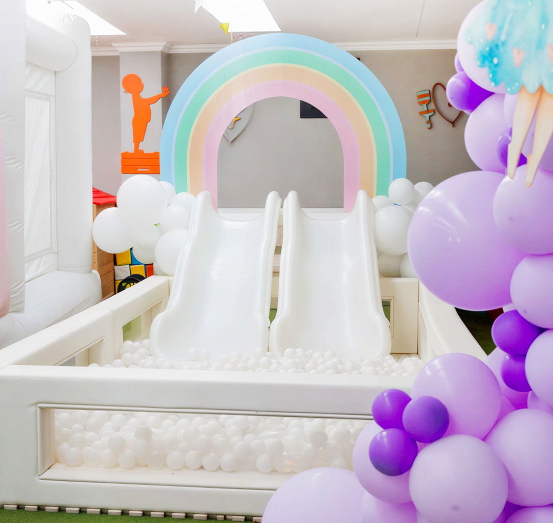 Bubble House PE Party Garden