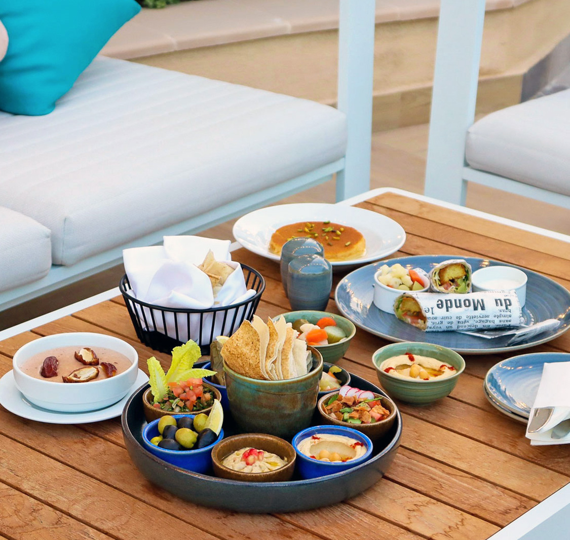 Bubbles Pool Bar & Shisha Lounge