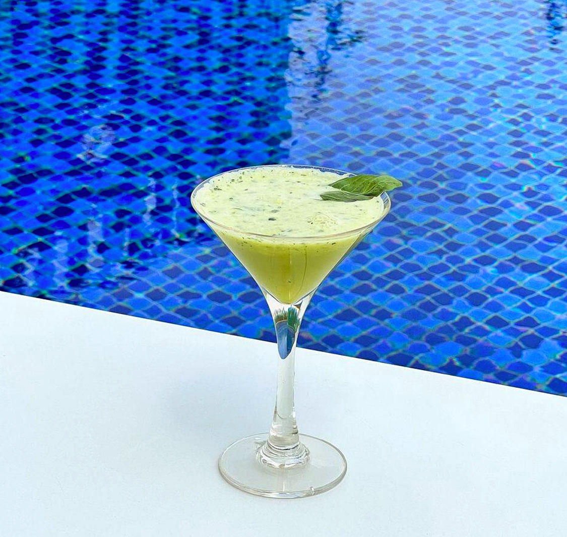 Bubbles Pool Bar & Shisha Lounge