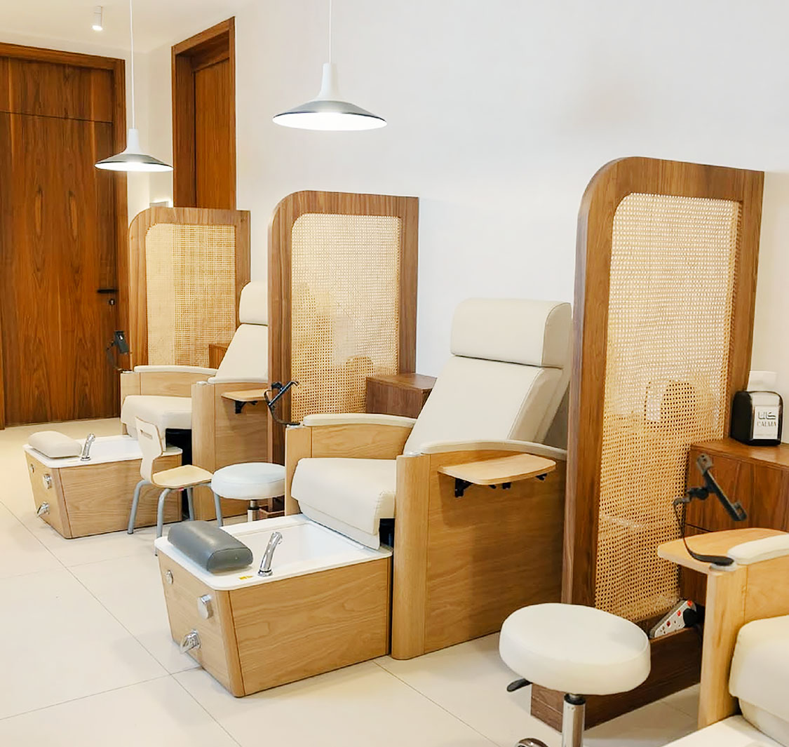 Calma Men's Massage, Salon & Spa