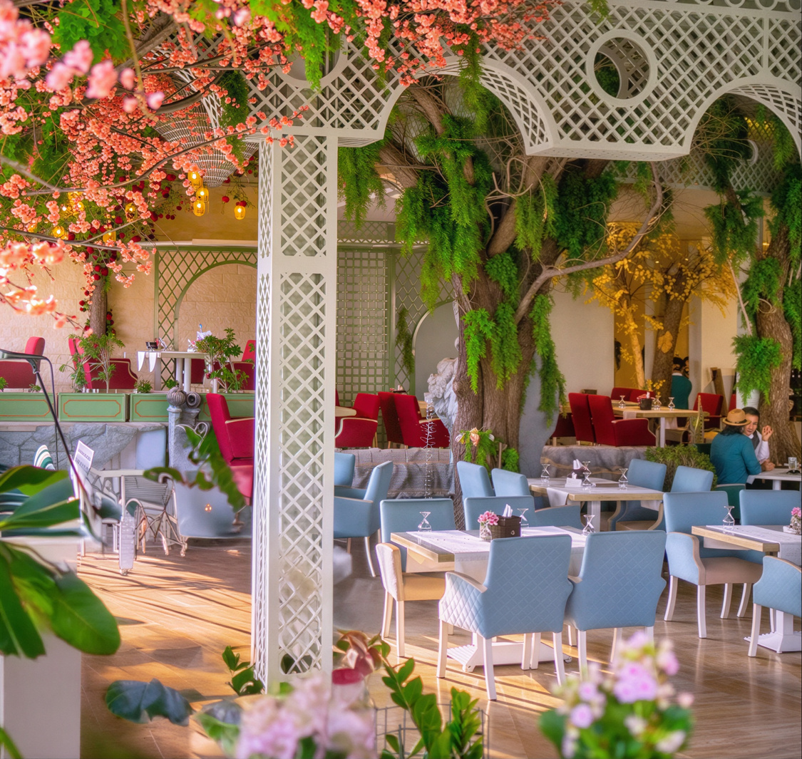 Cello Restaurant & Cafe