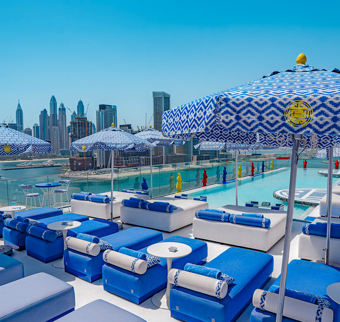 China White Sky Pool & Bar