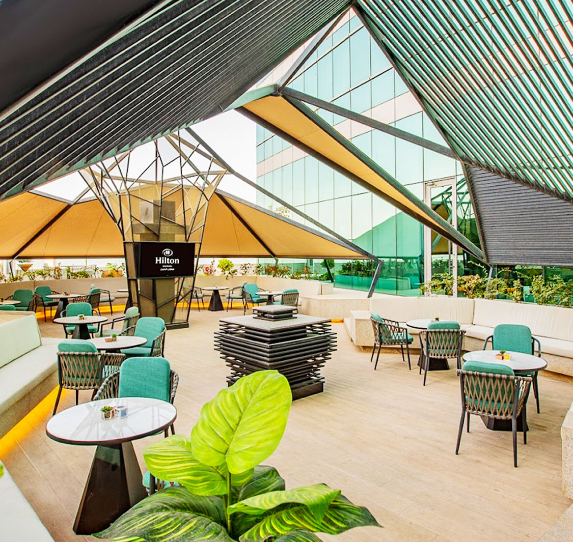 Cocoluna Lounge