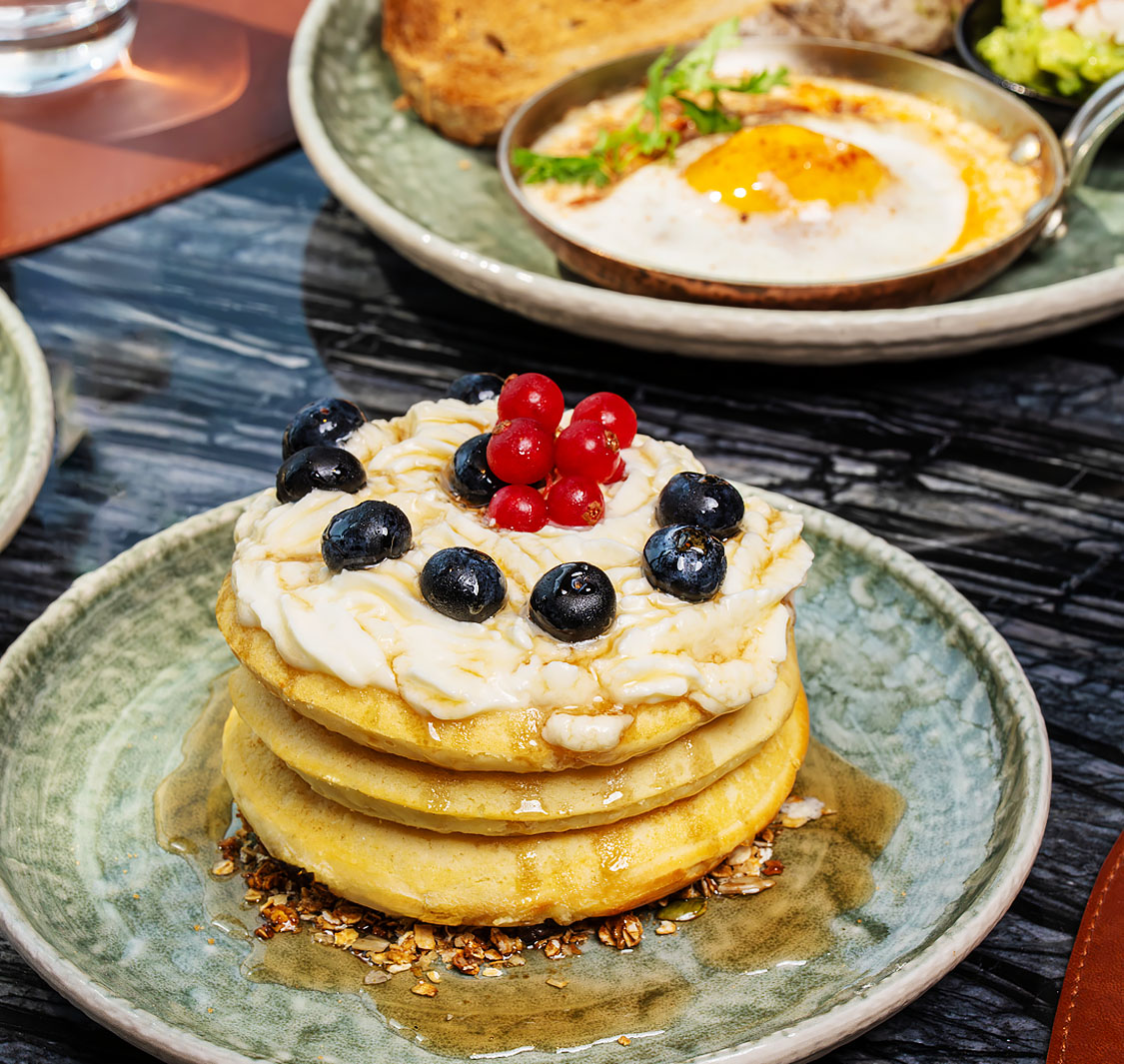 Conrad Breakfast Cafe