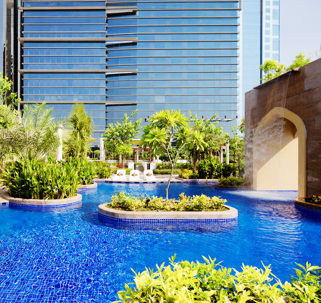 Conrad Dubai - Pool