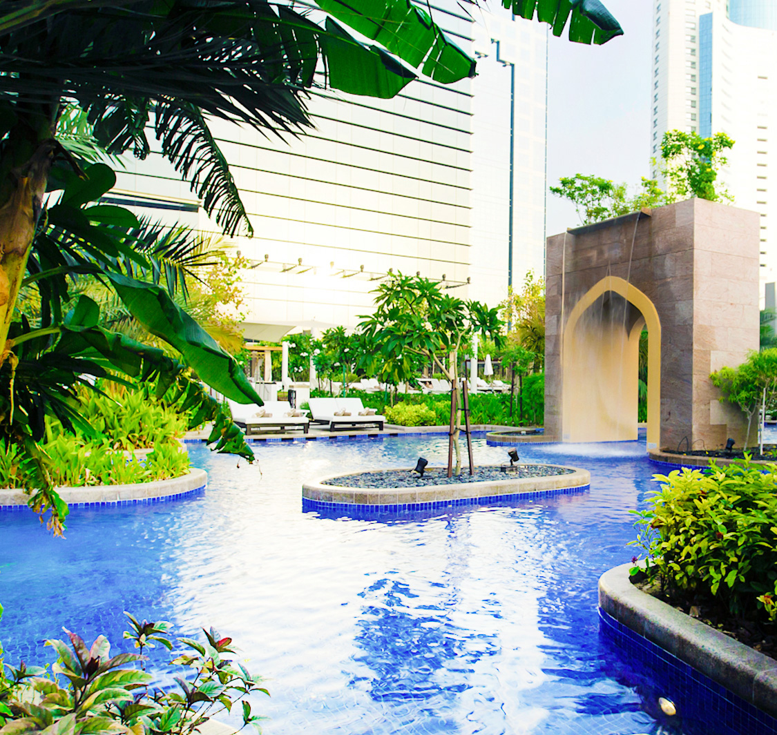 Conrad Dubai - Pool