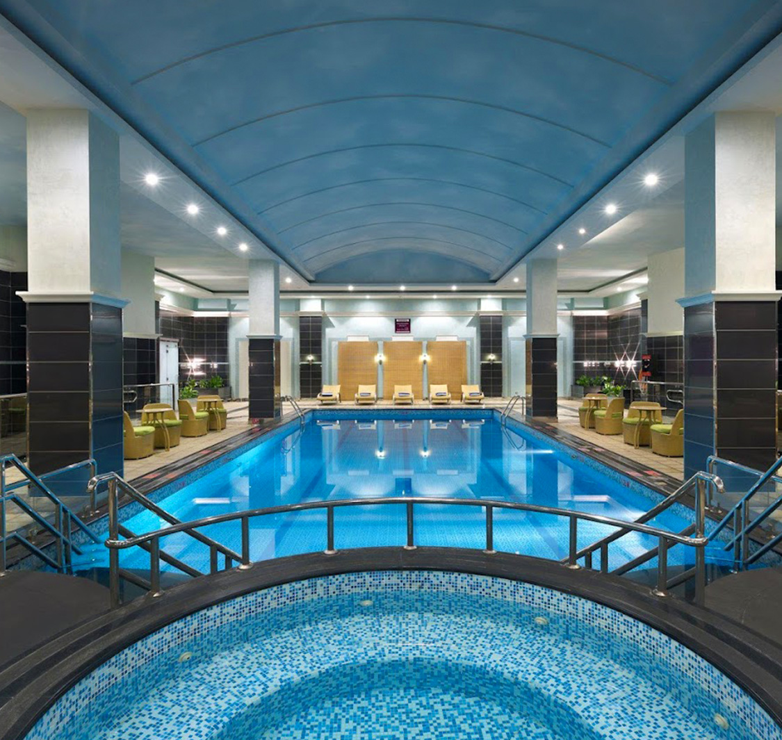 Crowne Plaza Pool