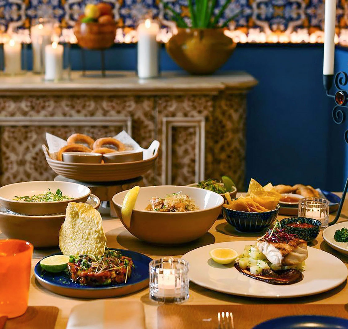 كيريوزا باي جون جورج