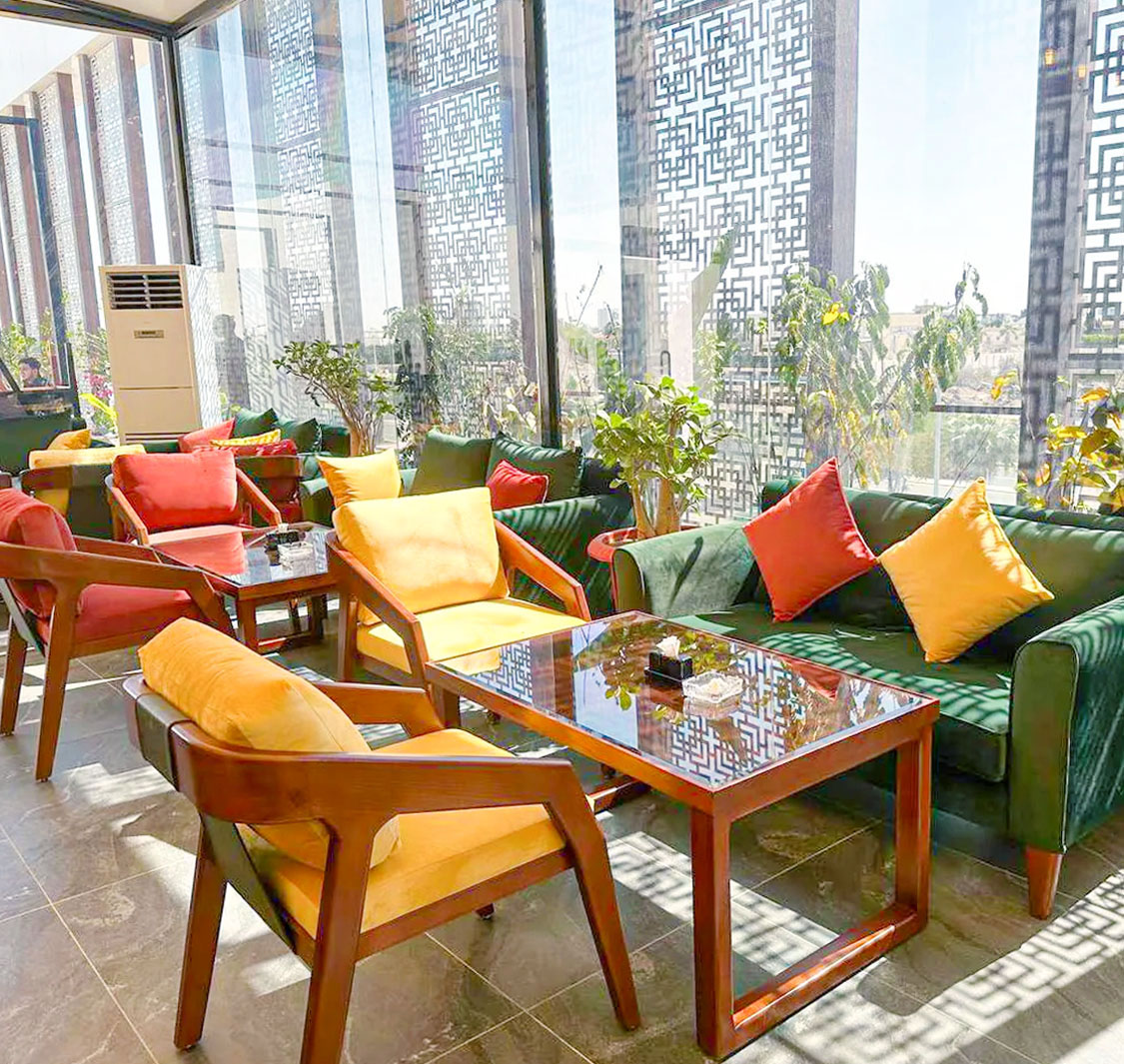 Daraya Restaurant & Lounge