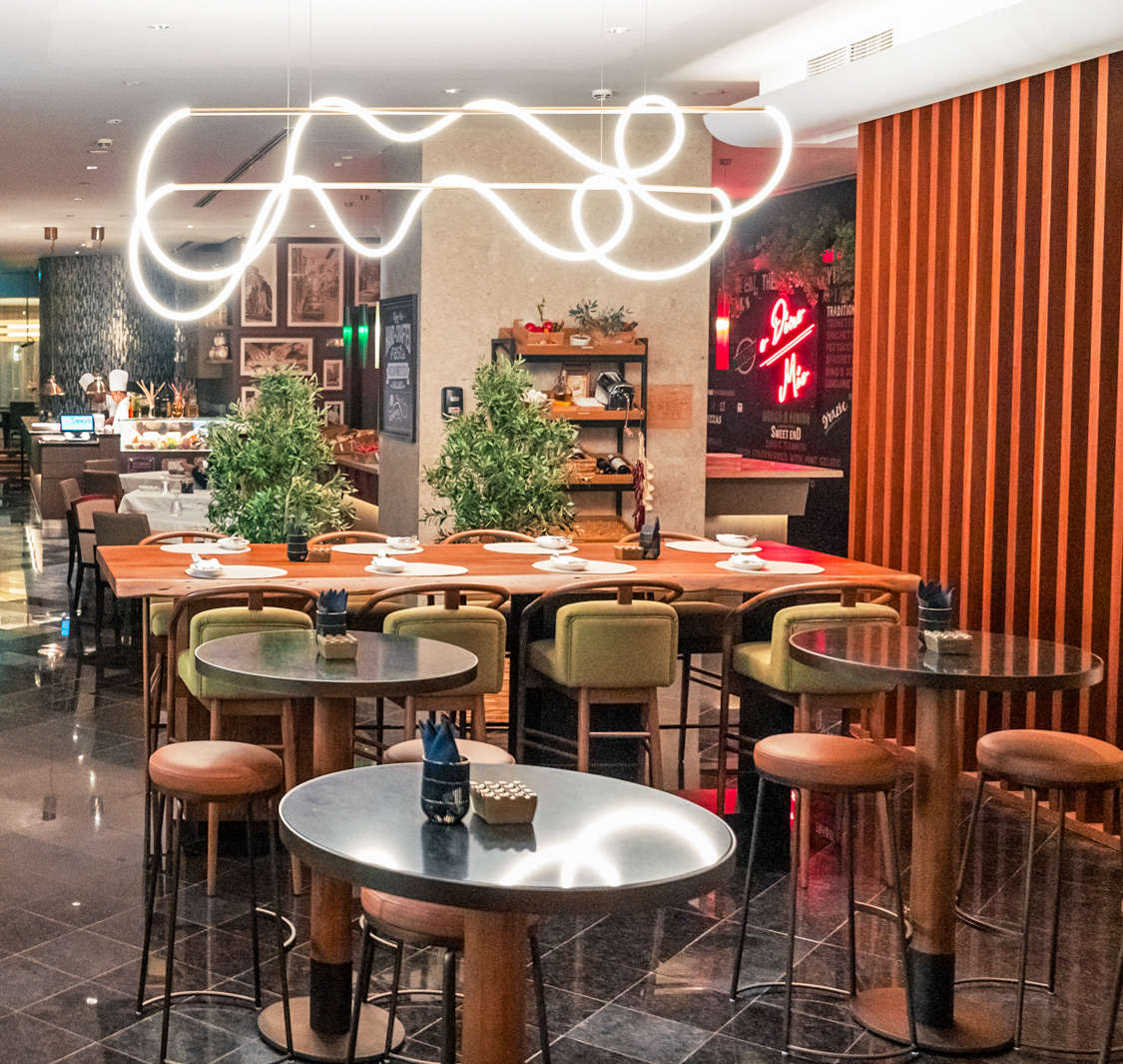 Dino's Bistro Italiano