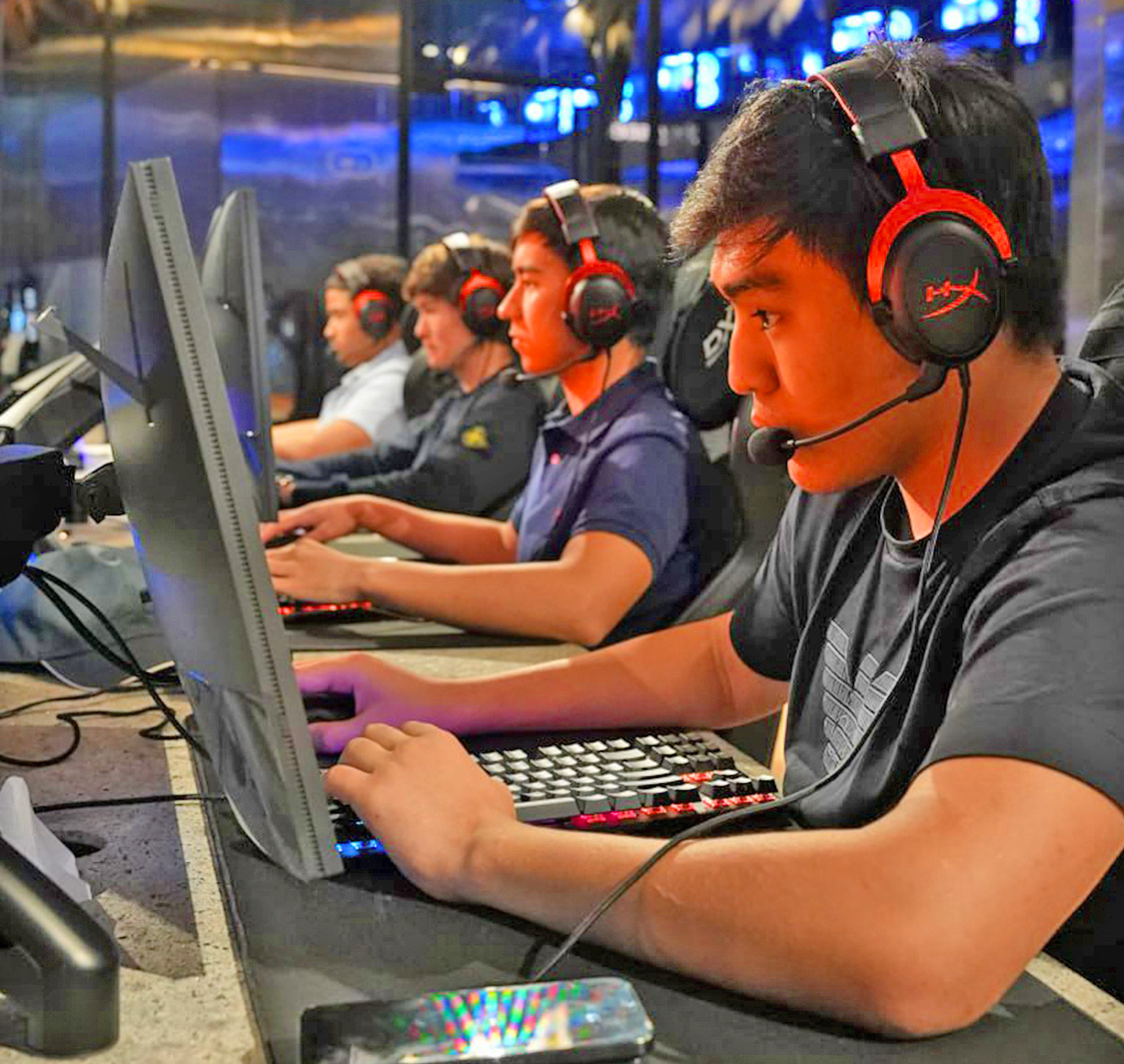 Dopamine eSports Lounge