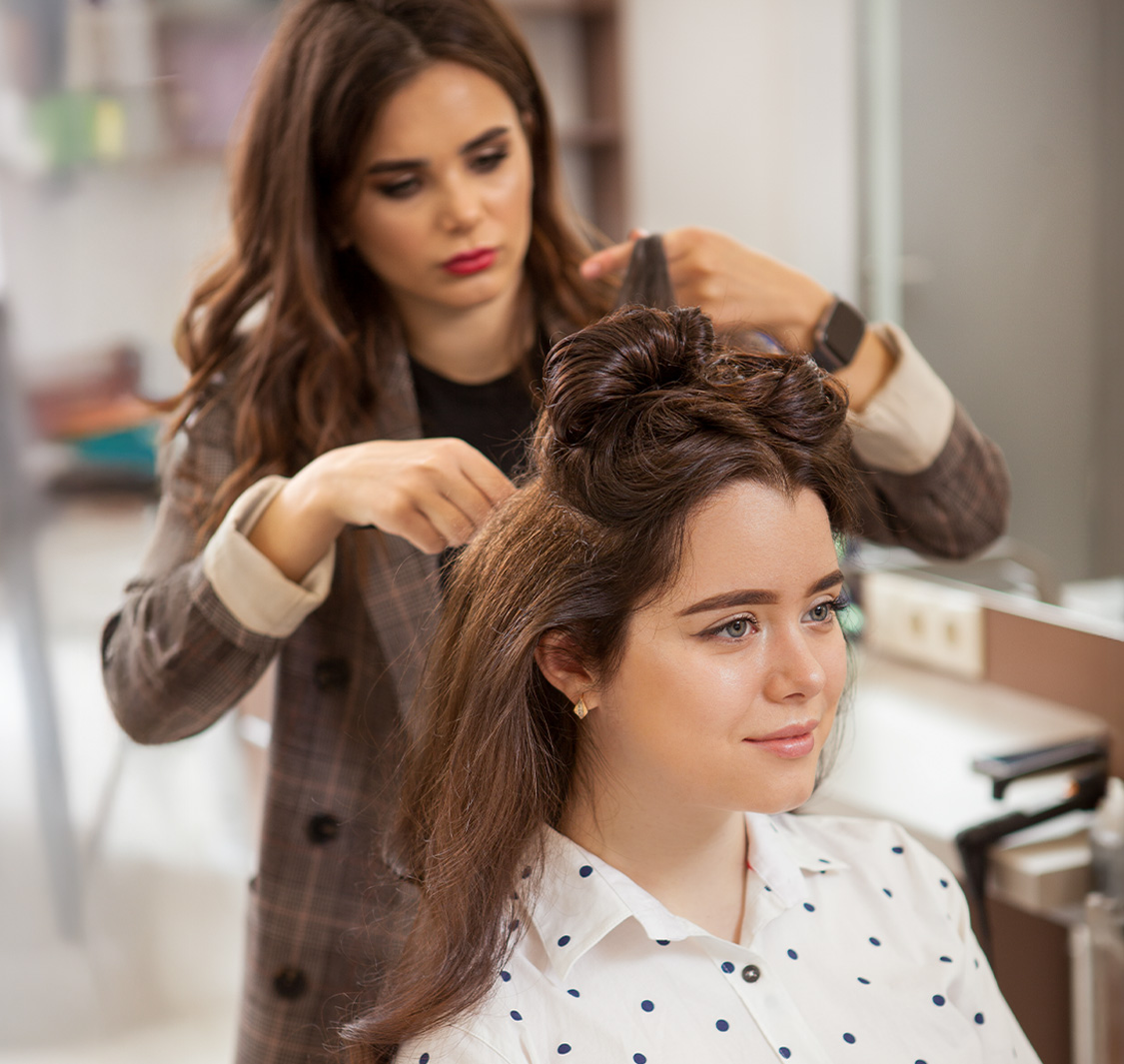 Elaris Beauty Salon