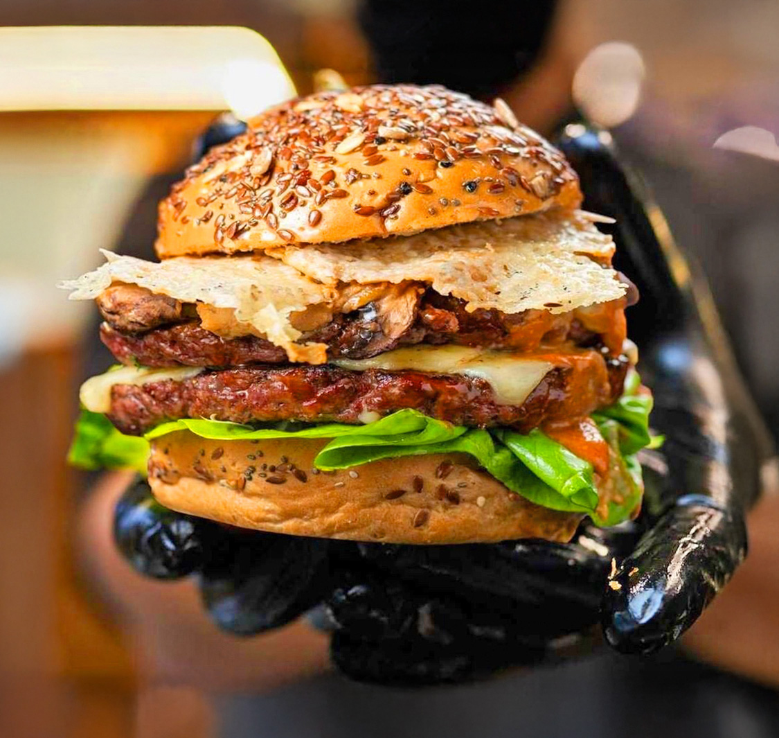 Famous Dave's - Dubai