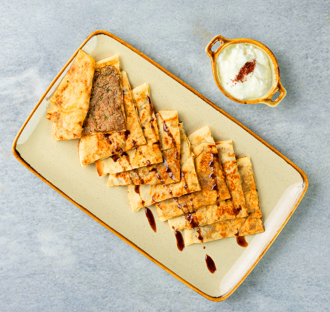 Fayoomi Restaurant & Lounge