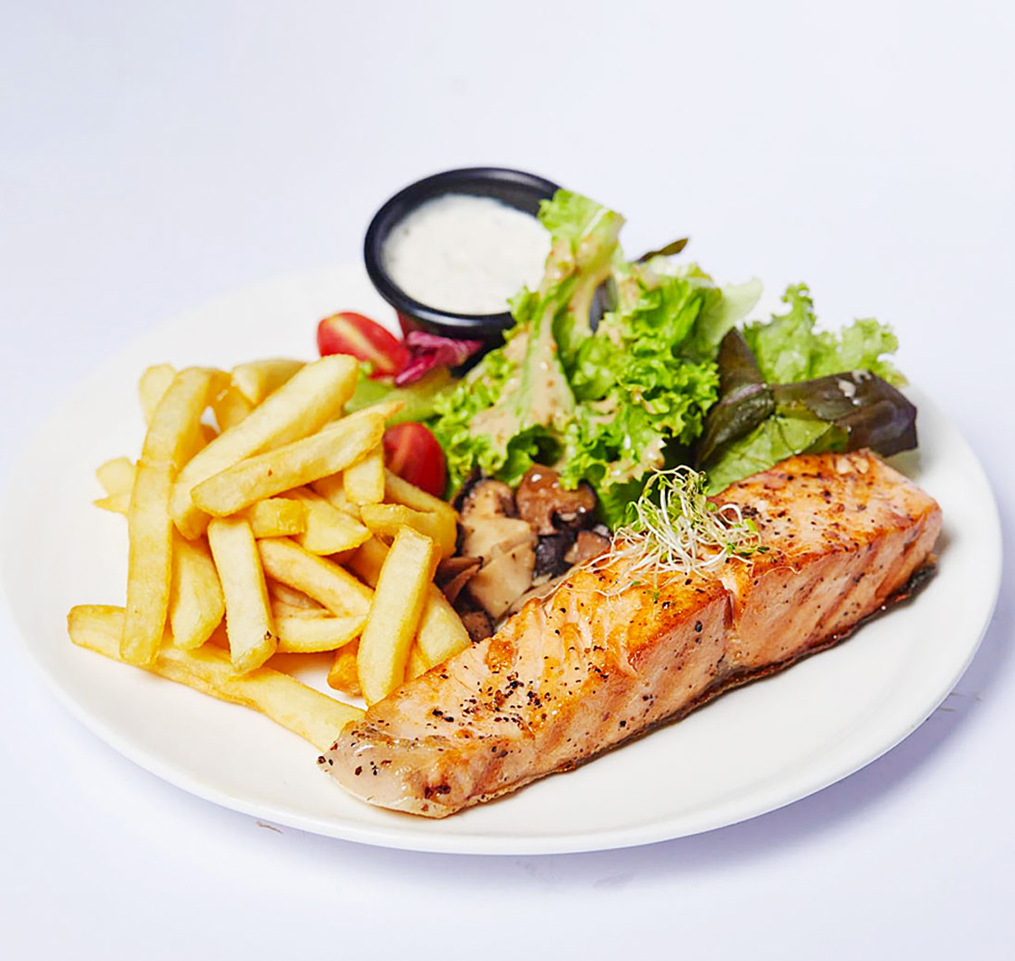 Grumpy Bear Cafe, The