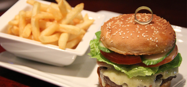 Harvesters Pub