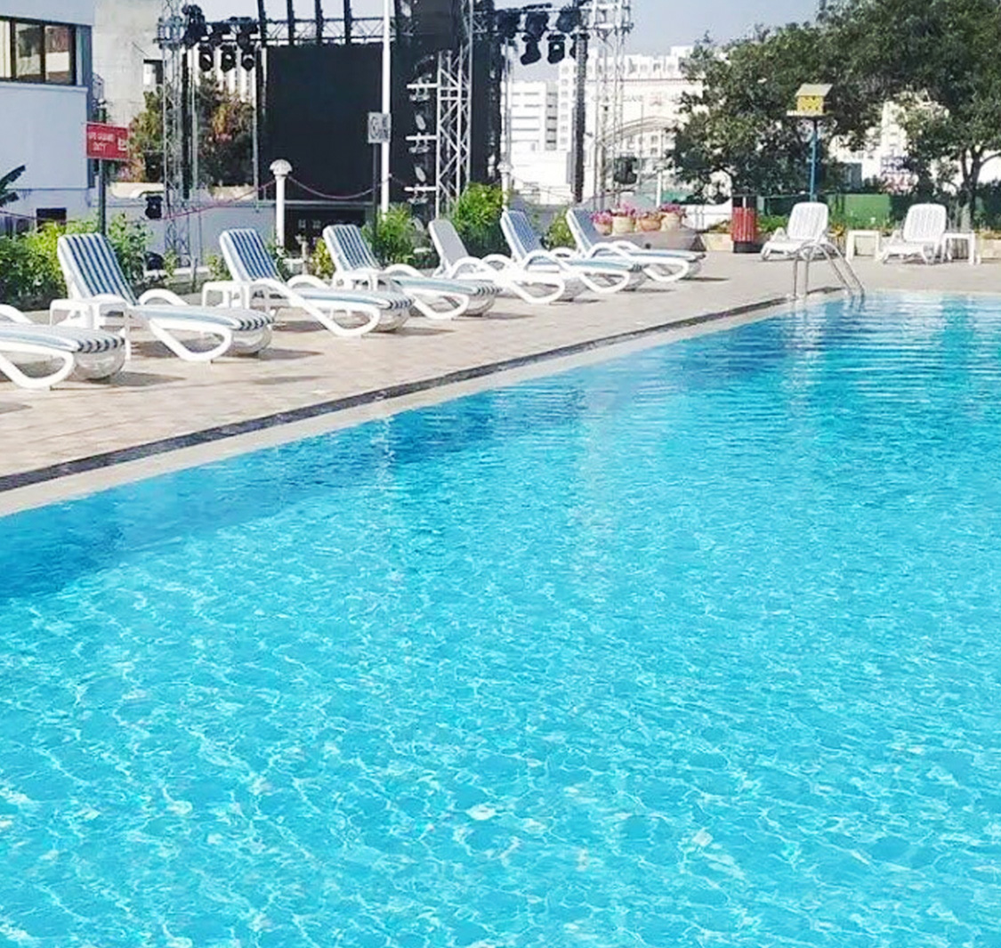 Hotel Muscat Holiday Pool