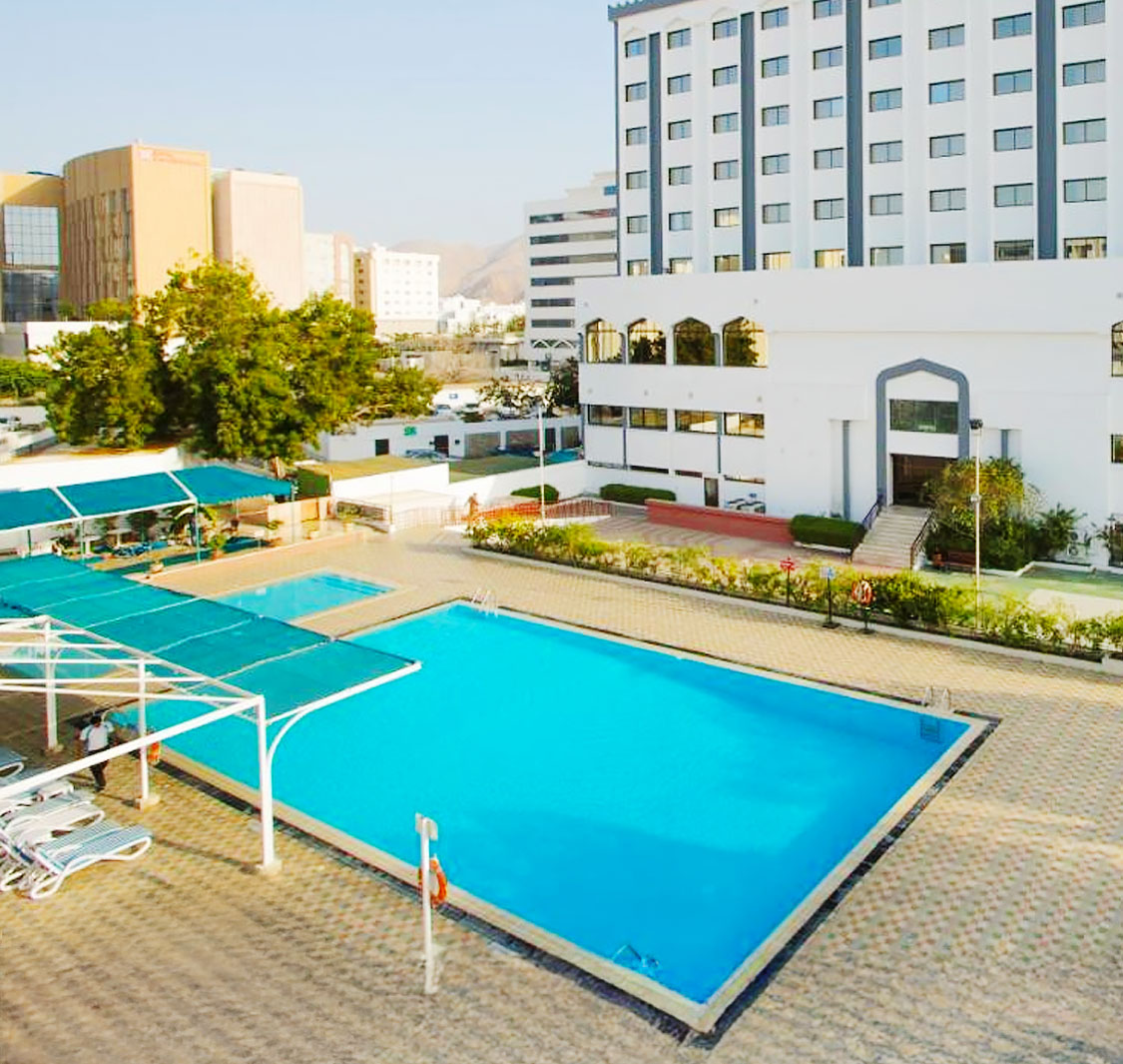 Hotel Muscat Holiday Pool