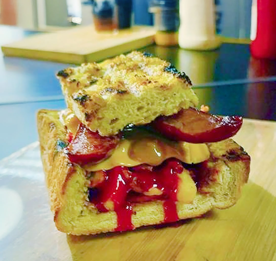 iKOTA  Cafe  Comaro Crossing