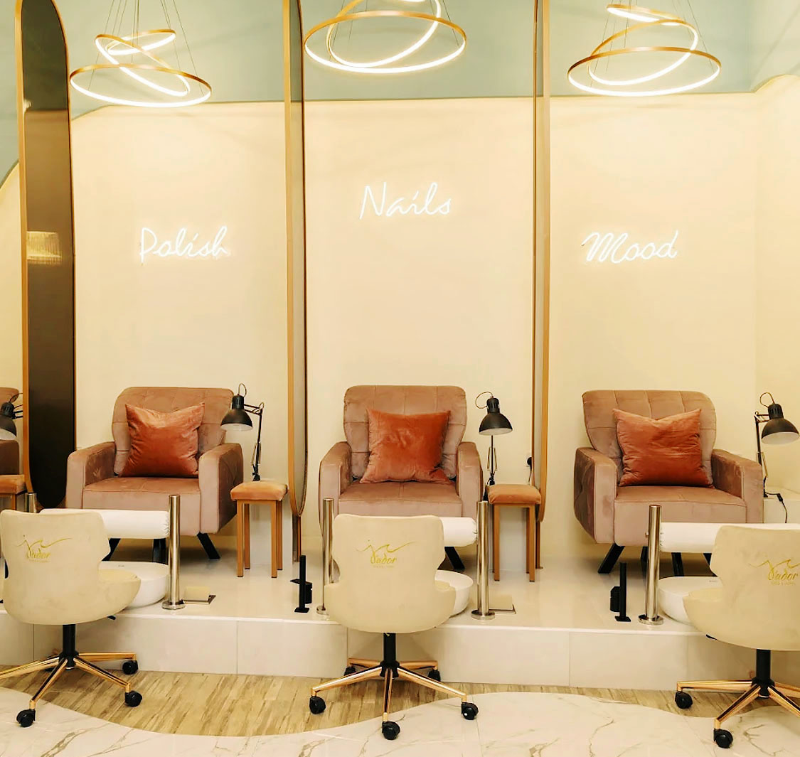 Jadore Nails and Lashes