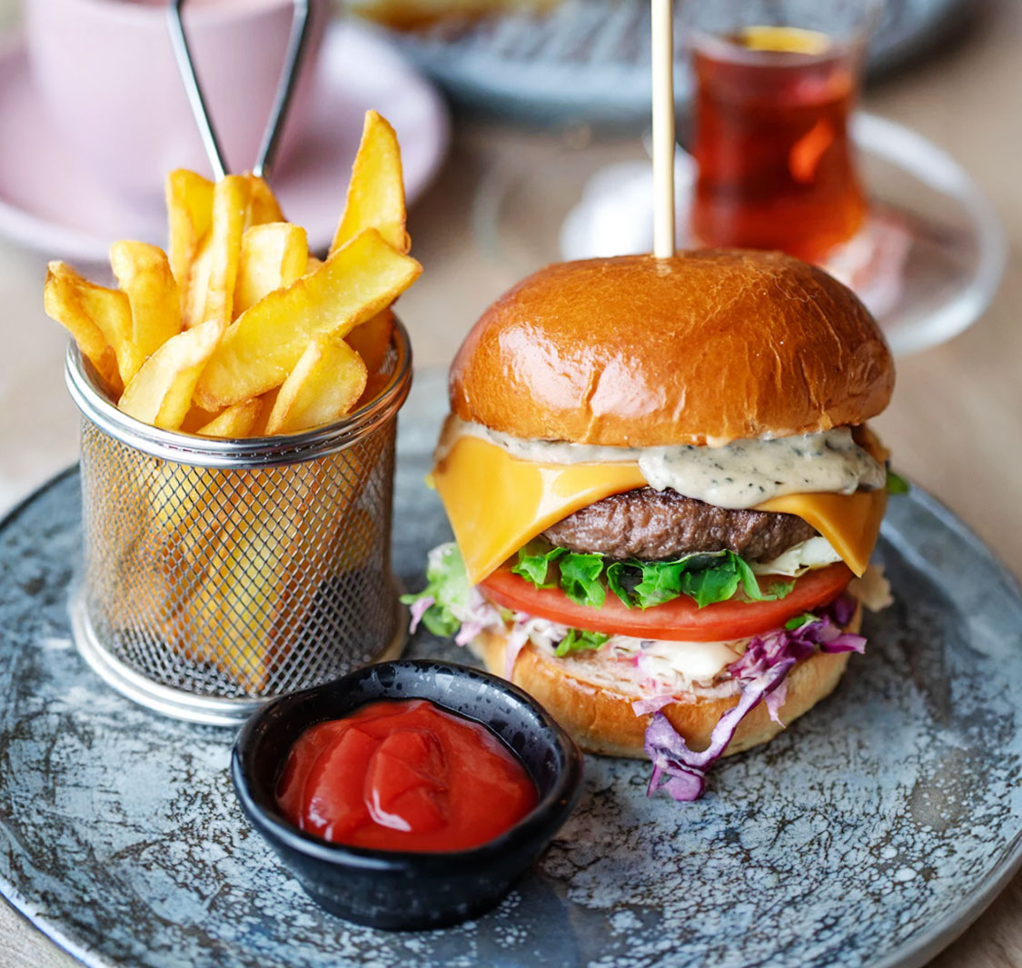 مطعم خوليوز