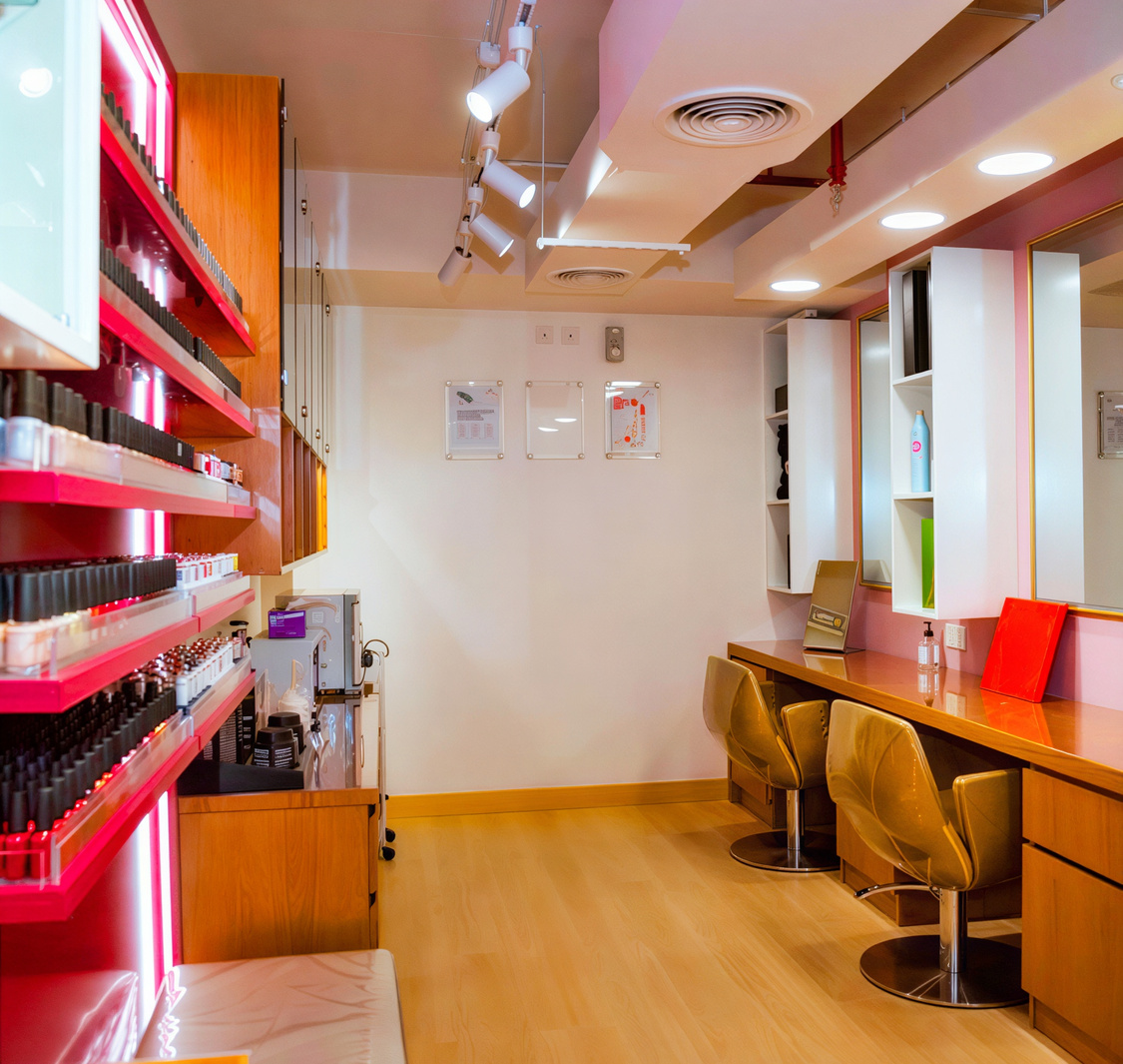 Ksenses World Ladies Salon