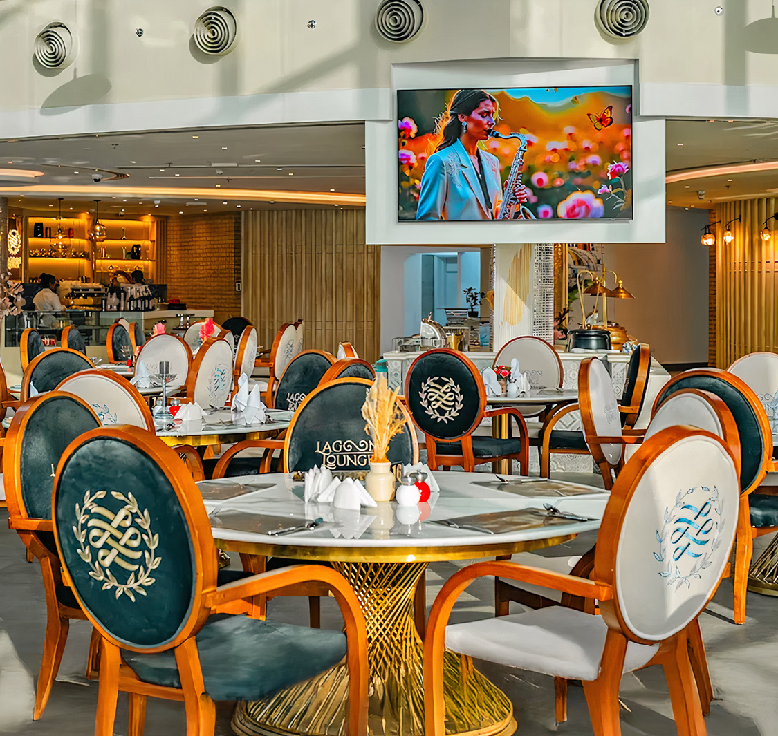 Lagoon Lounge