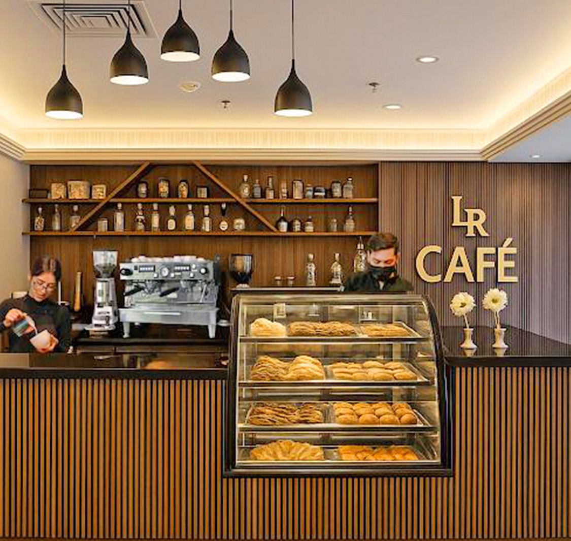 Larichy Cafe