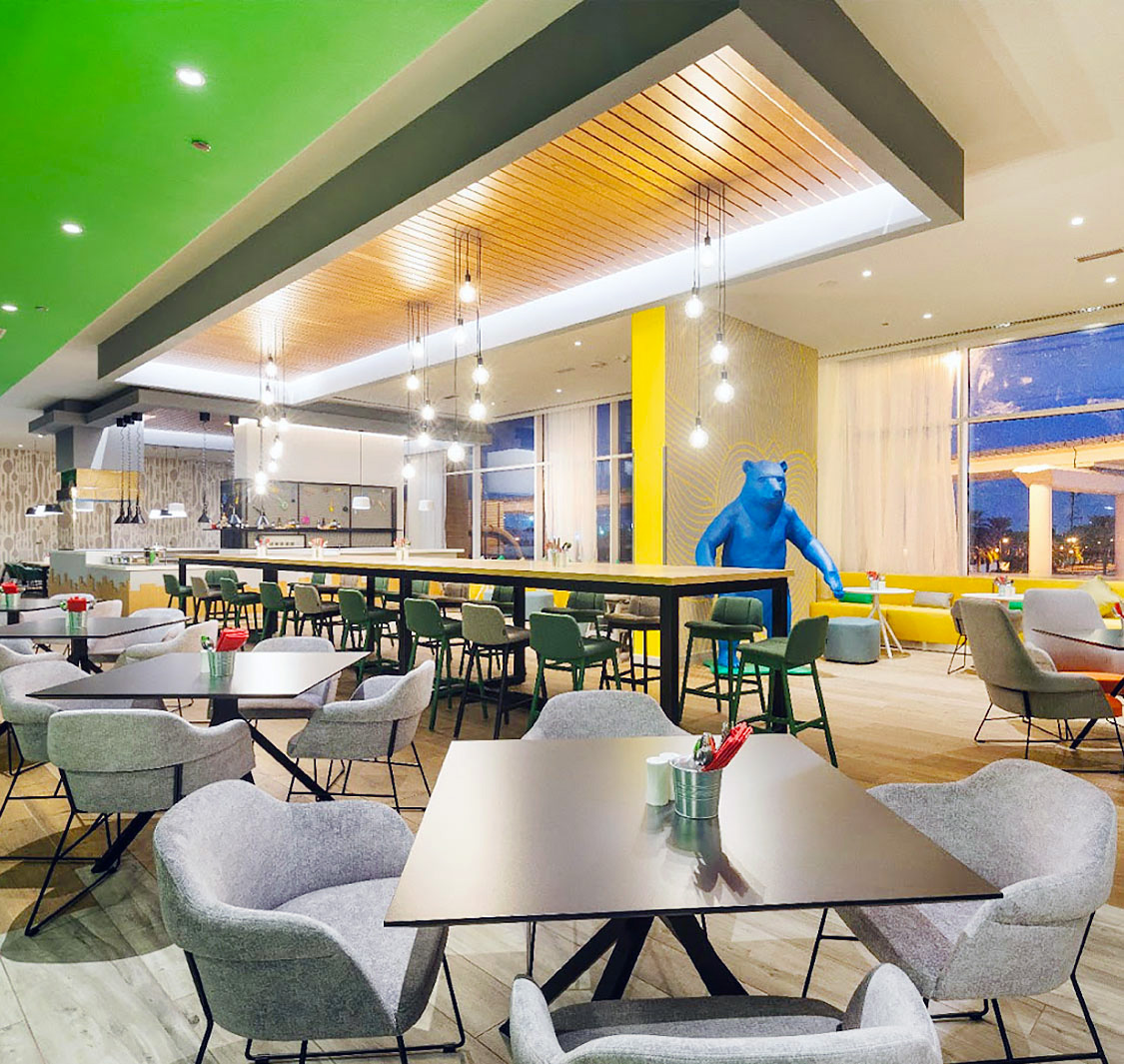 Level M Restaurant