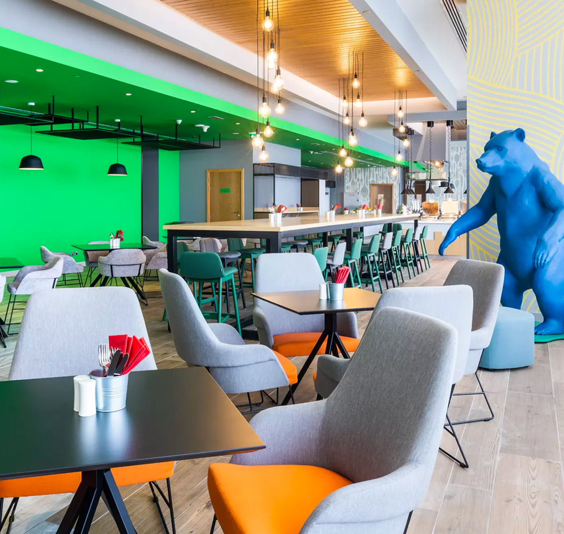 Level M Restaurant