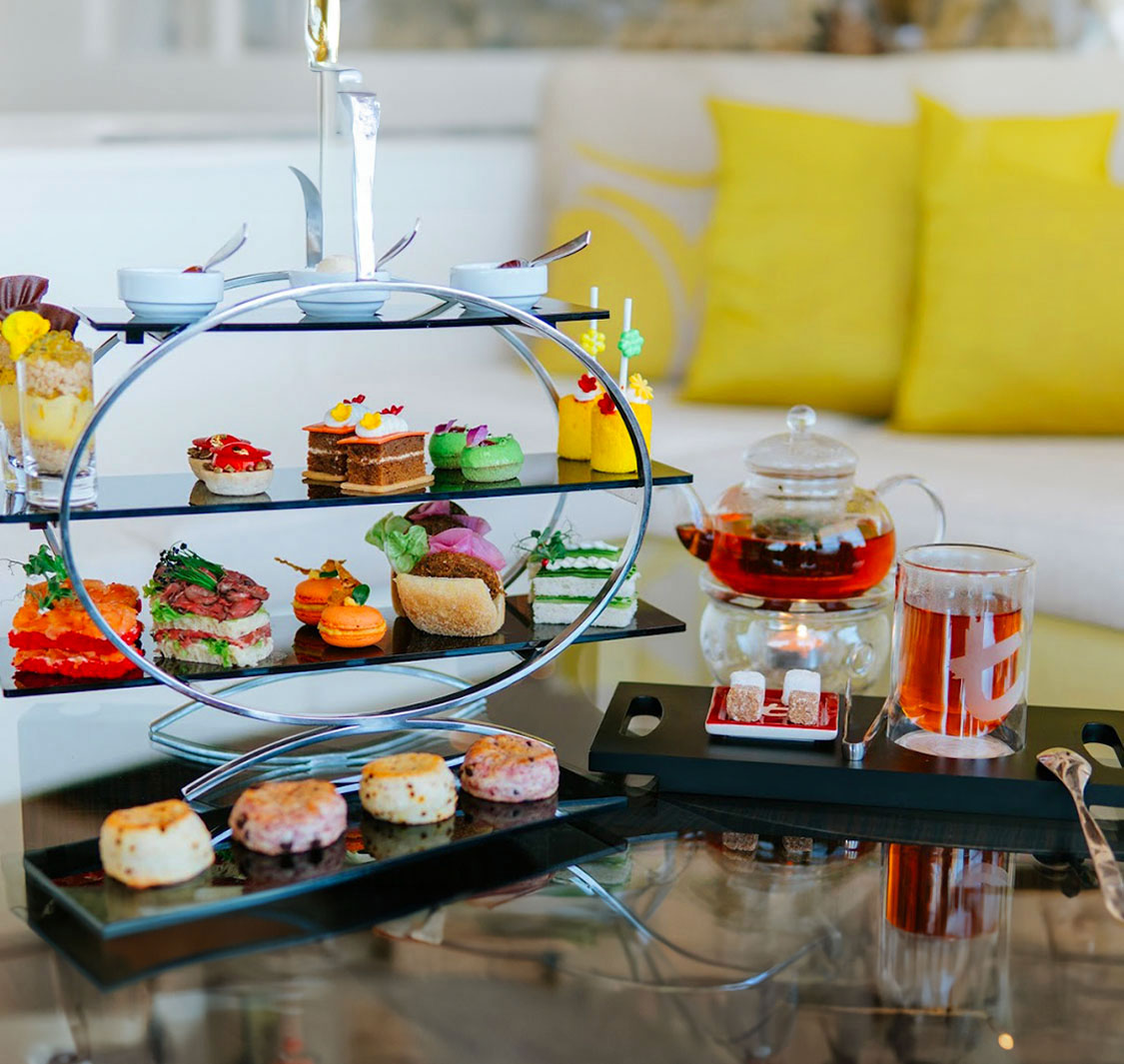 Lobby Lounge at Marriott Al Forsan