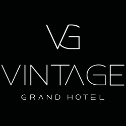 Vintage Lobby Lounge