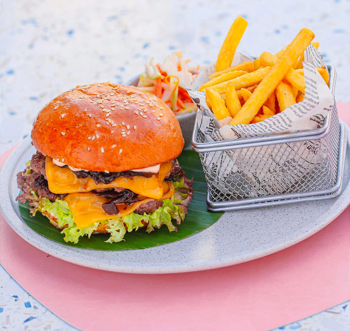 Lolita Rooftop Bar & Lounge