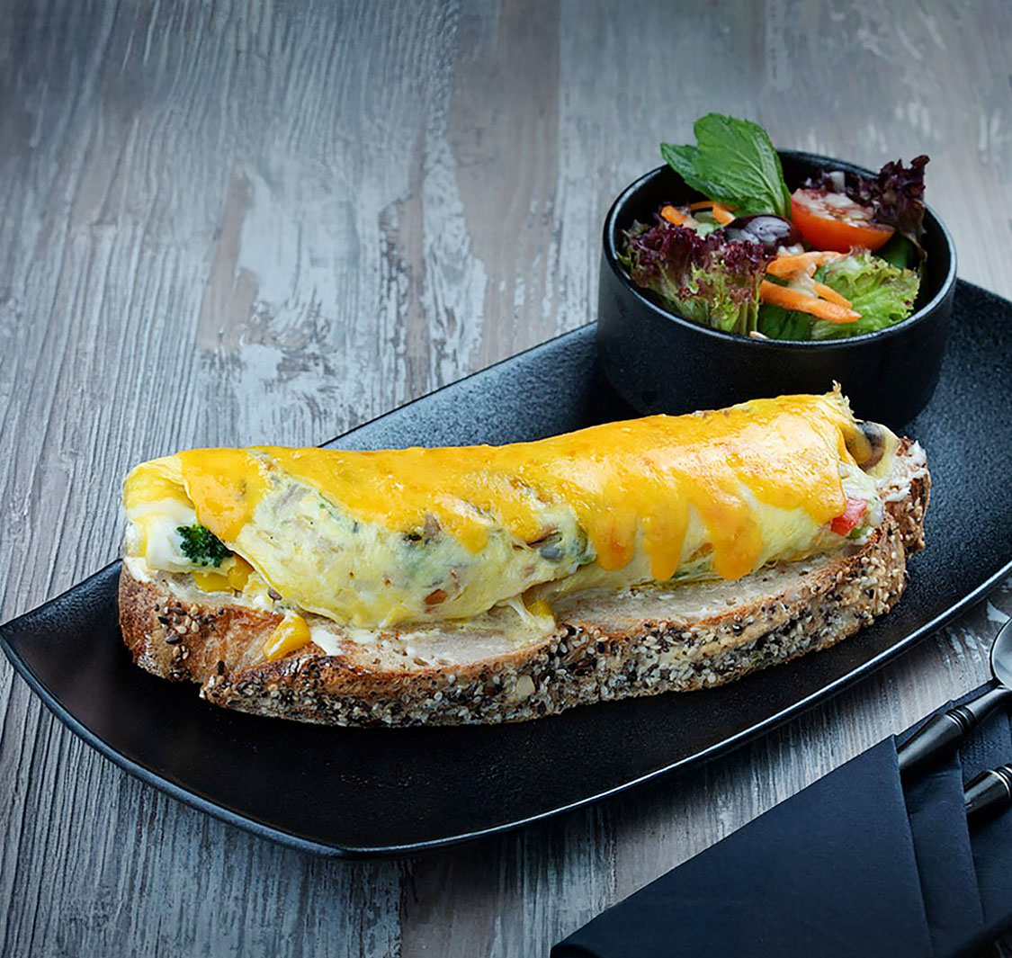 Los Primos Bakery and Cafe