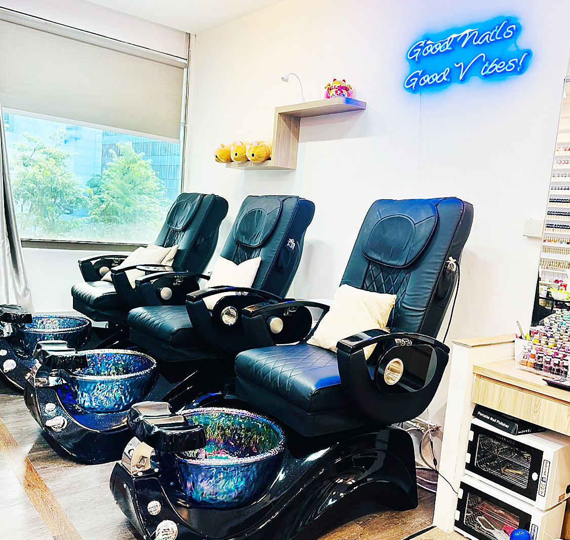 Mani-Pedi Studio