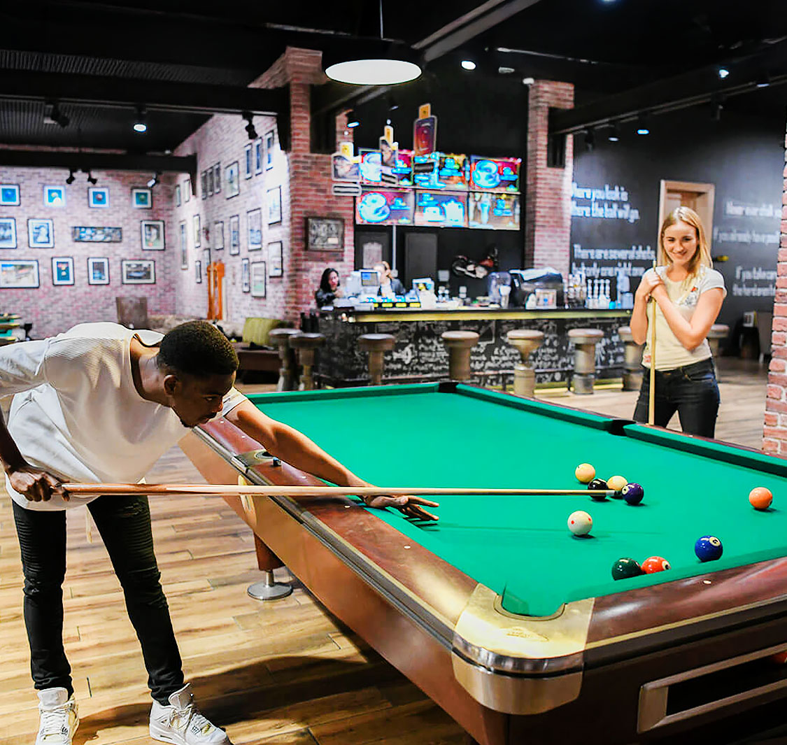 Megapolis Entertainment Center