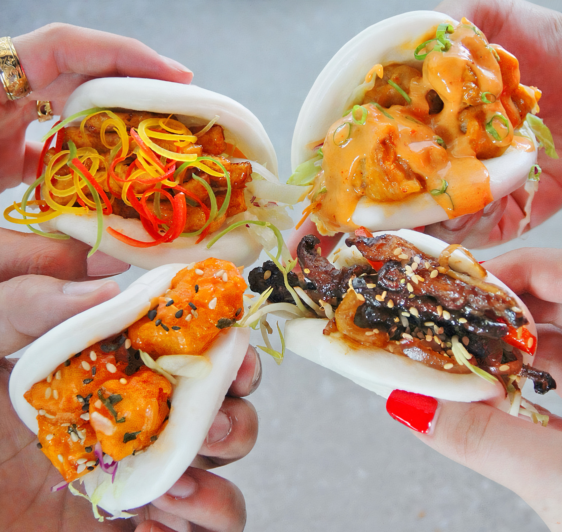 Moshi - Momo & Sushi