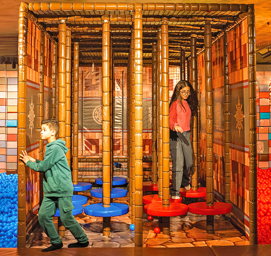 National Geographic Ultimate Explorer